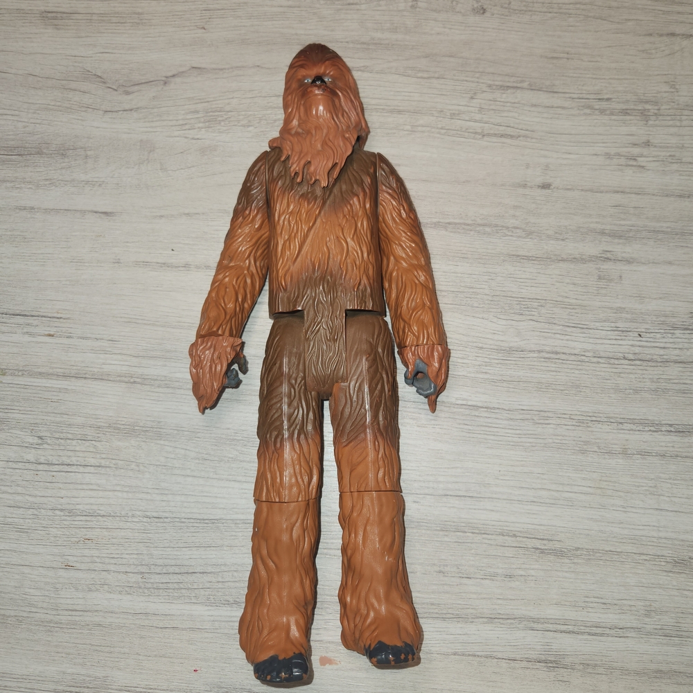 Hasbro STAR WARS CHEWBACCA Wookie Chewy Action Figure Toy C2